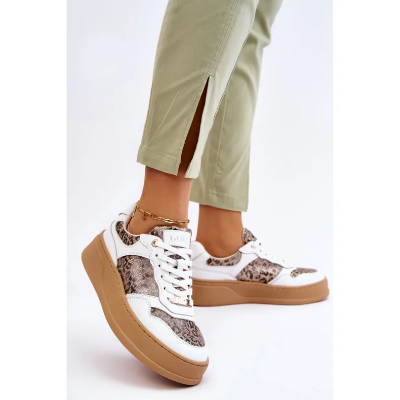 Chaussures de sport confortables pour femme GOE LL2N4052 Blanc-Beige blanche