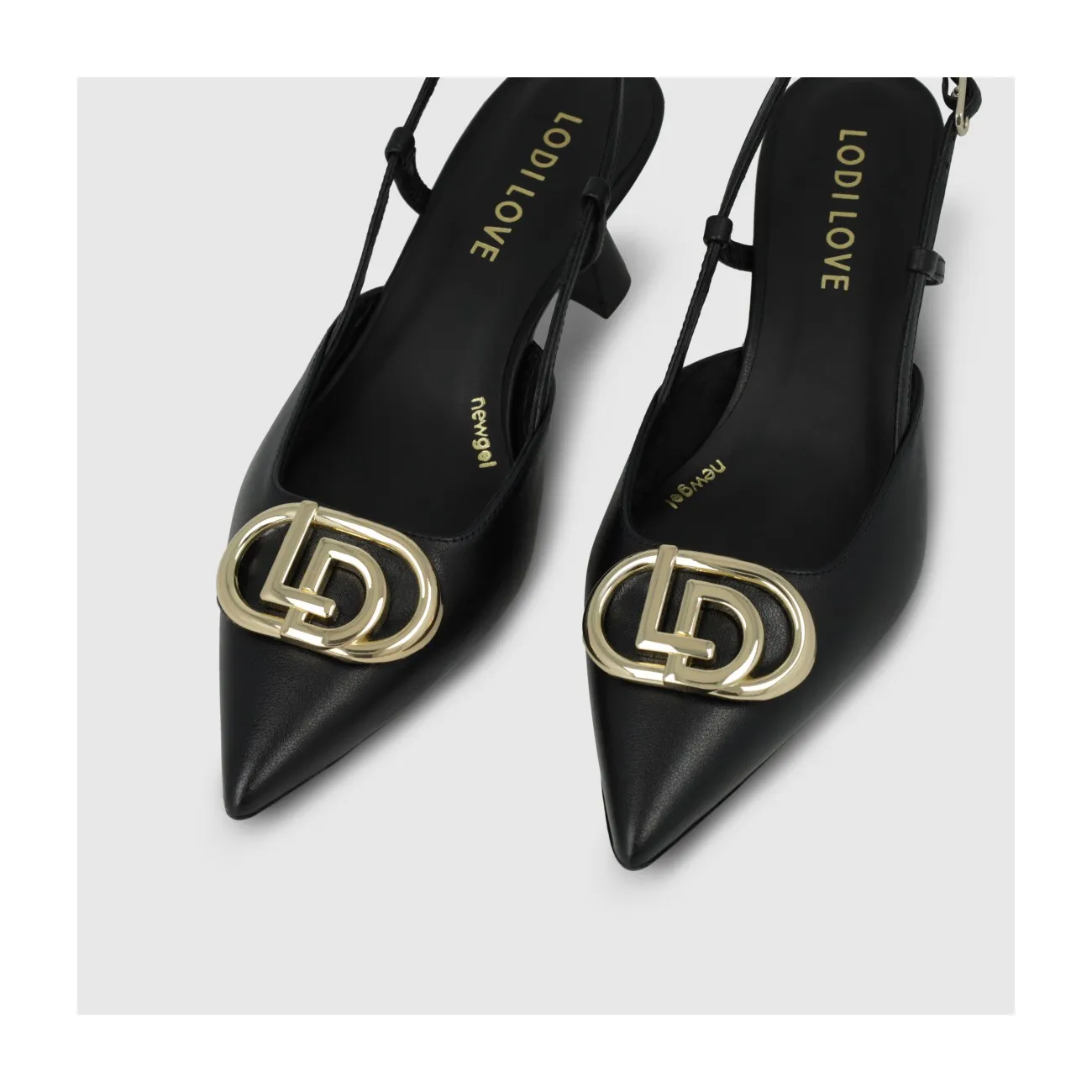 Escarpin slingback pour femme en cuir noir avec ornement. I LODI Chaussures pour femme online.