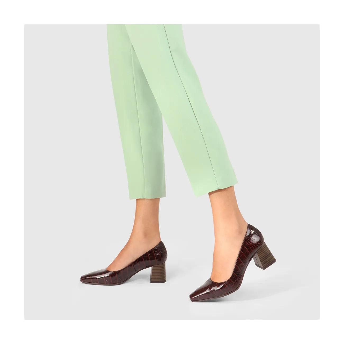 Escarpins en cuir imprimé animalier marron pour femme | Chaussures femme LODI en ligne.
