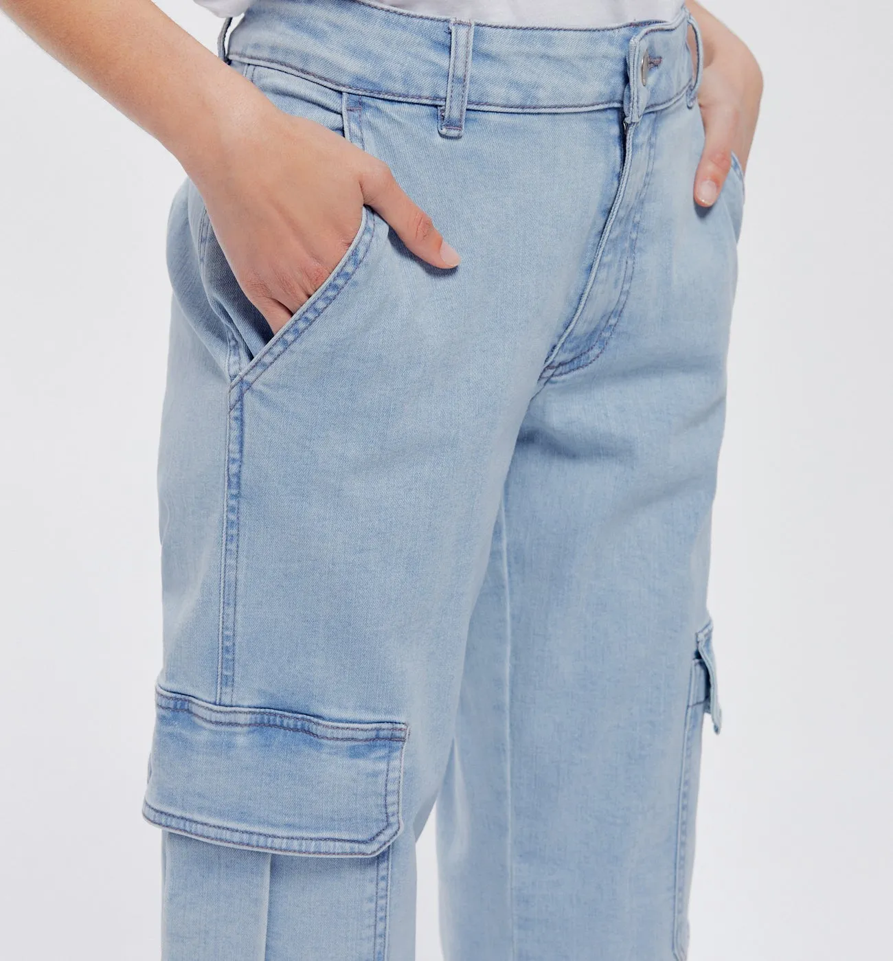 Jean cargo Femme - Jean très clair