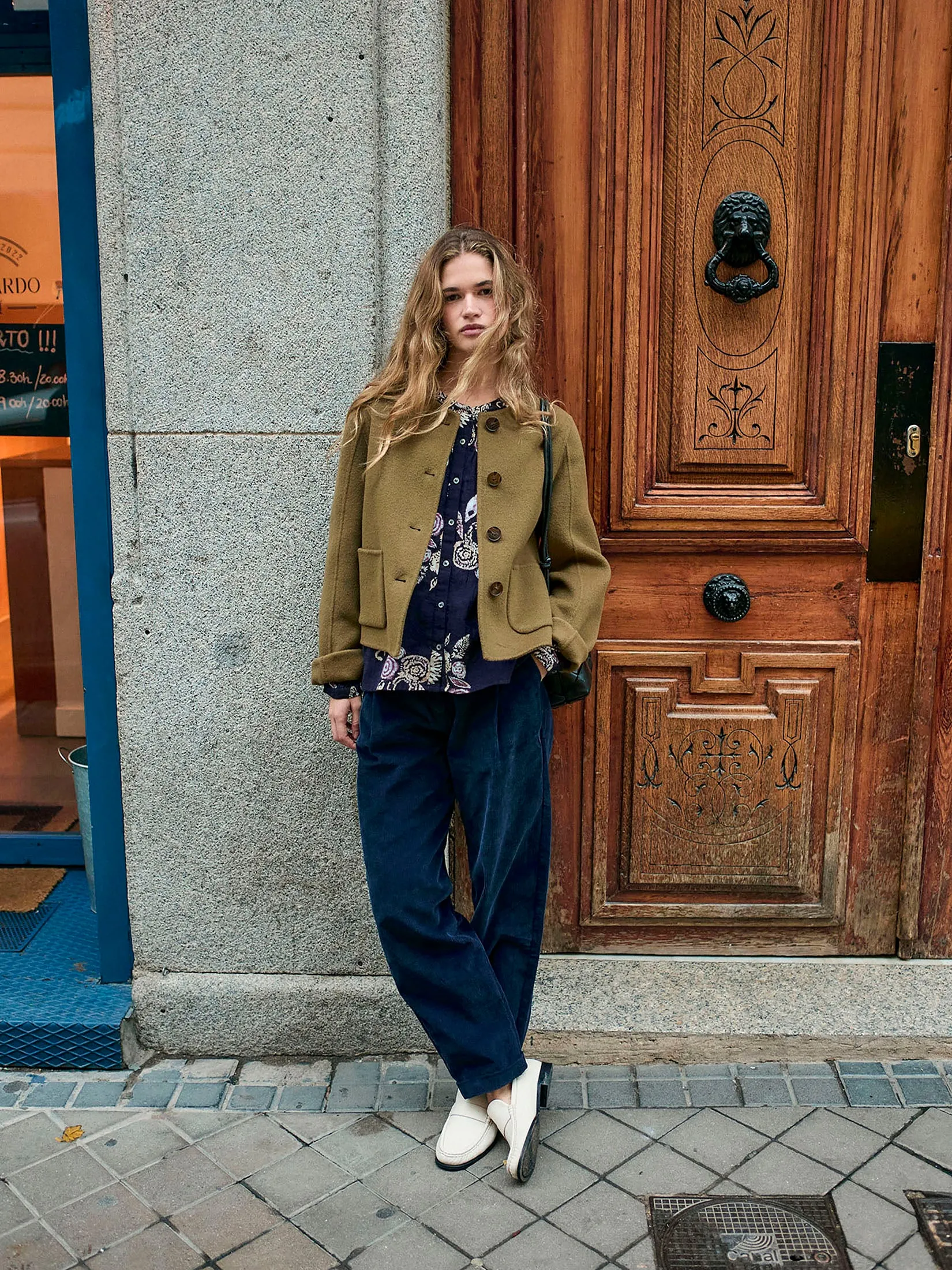 MANTEAU COURT EN LAINE